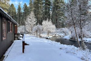 Lake Creek Lodge