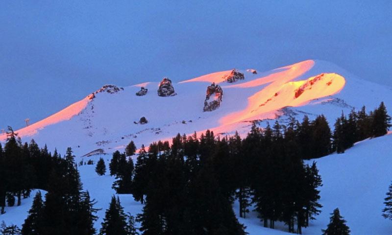 Sunrise on Mount Bachelor in Bend Oregon