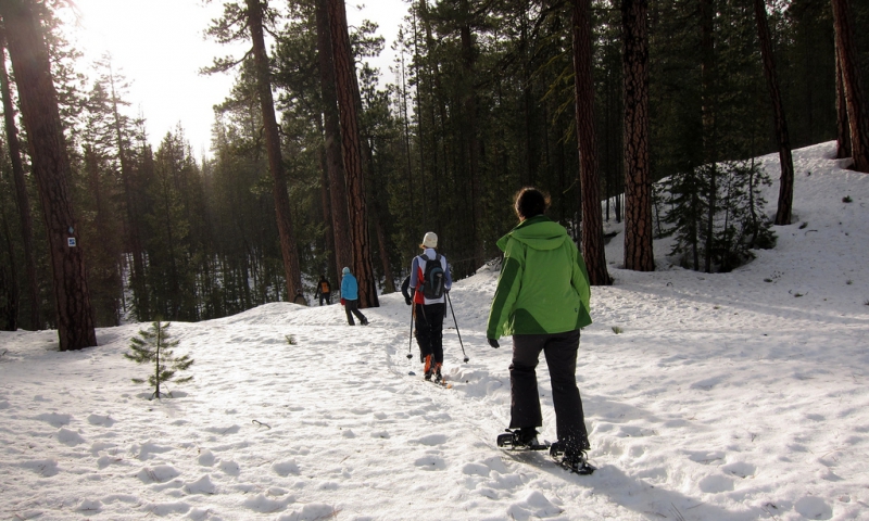 Snowshoeing at Sunriver Oregon
